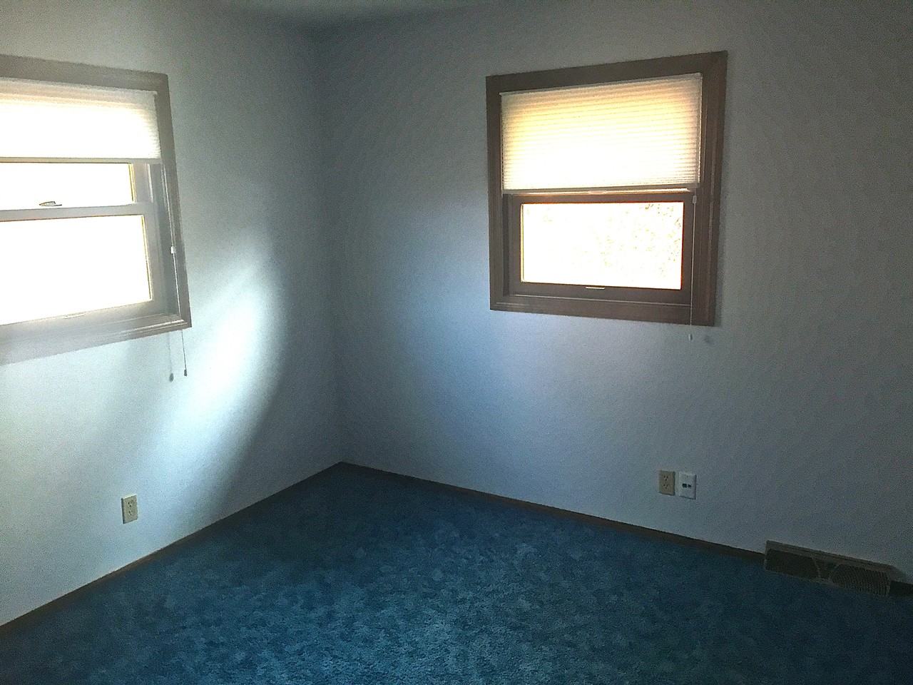 6570 Radburn Ln - Photo 2 of 16