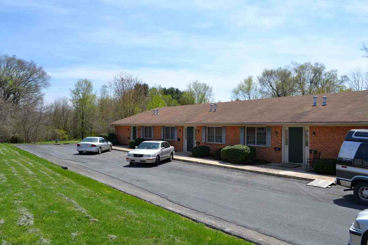 116 Carman Ave. - Photo 2 of 6