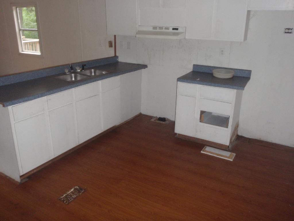 3406 Cherokee Cir - Photo 2 of 6