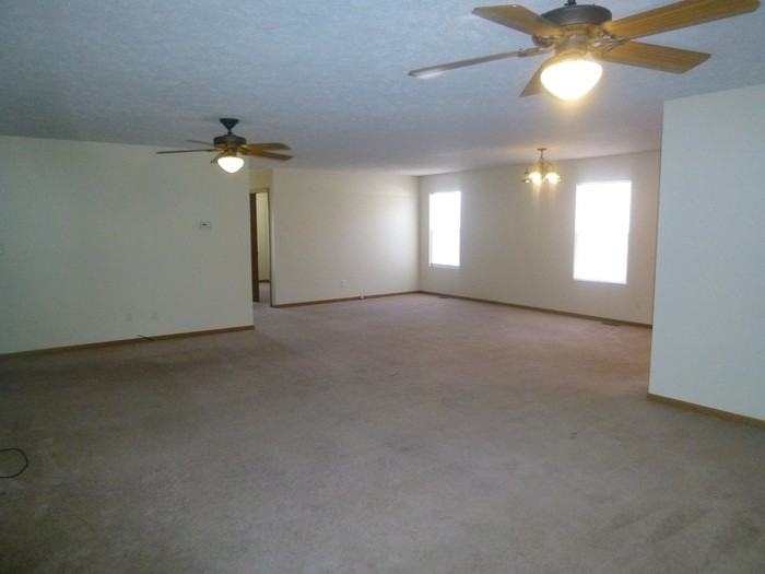3228 N 12th St - Photo 2 of 10