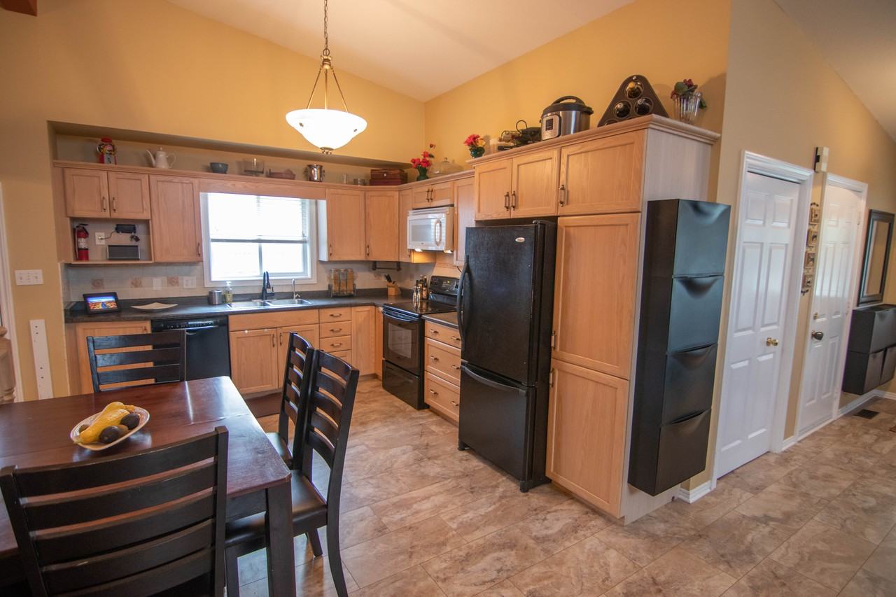 8038 Orchard Grove Parkway - Photo 2 of 51