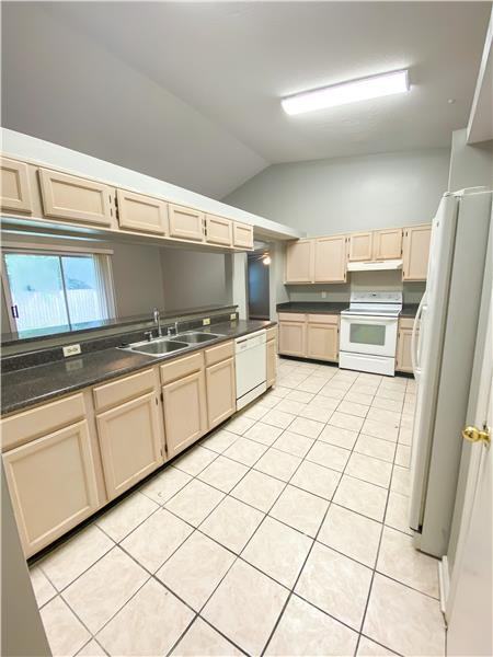42 Cutler Dr - Photo 6 of 13