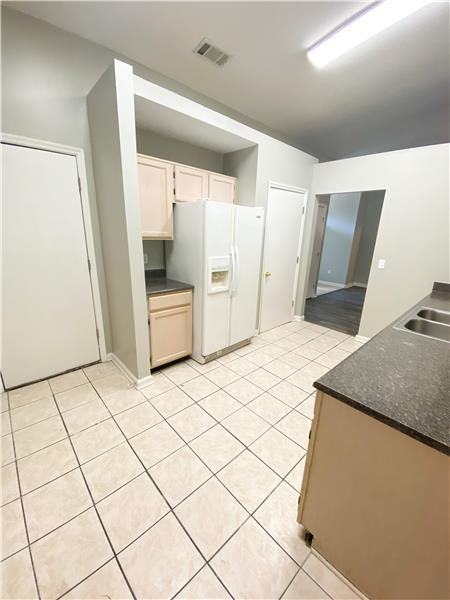 42 Cutler Dr - Photo 7 of 13