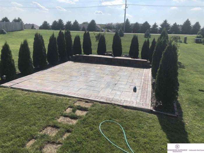 6022 S 191st Ter - Photo 2 of 14