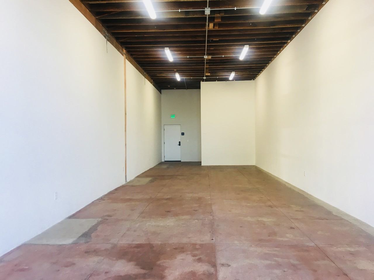 4474-4476 W Adams Blvd - Photo 3 of 22