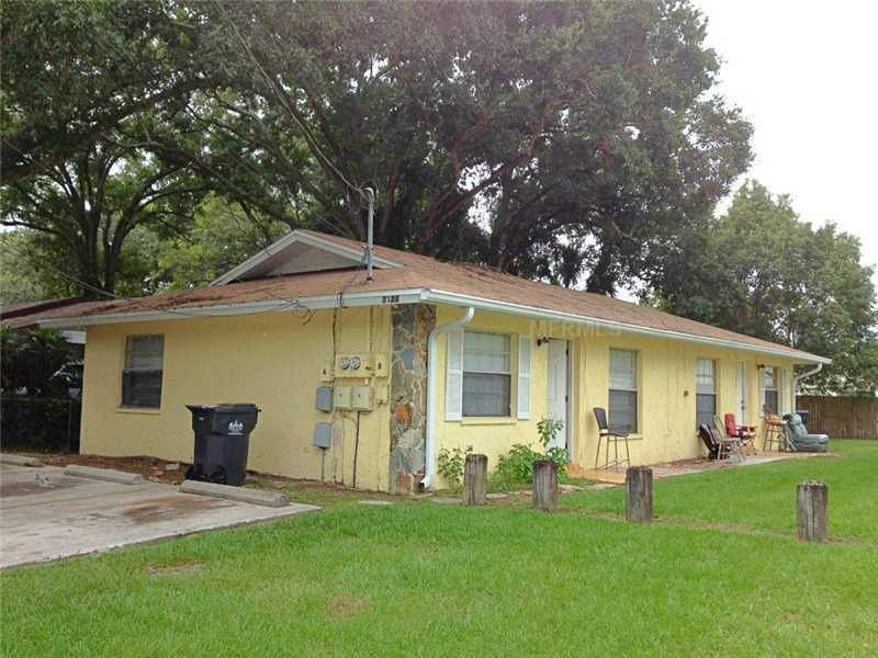 7222 N STERLING AVE - Photo 2 of 3