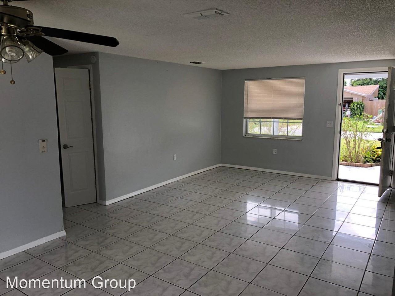 4718 Belfast Dr - Photo 2 of 8