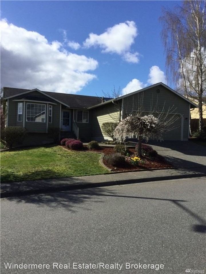 1204 58th Pl Sw - Photo 2 of 24