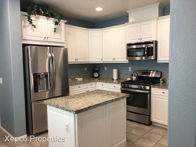 517 Via De La Paz - Photo 3 of 20