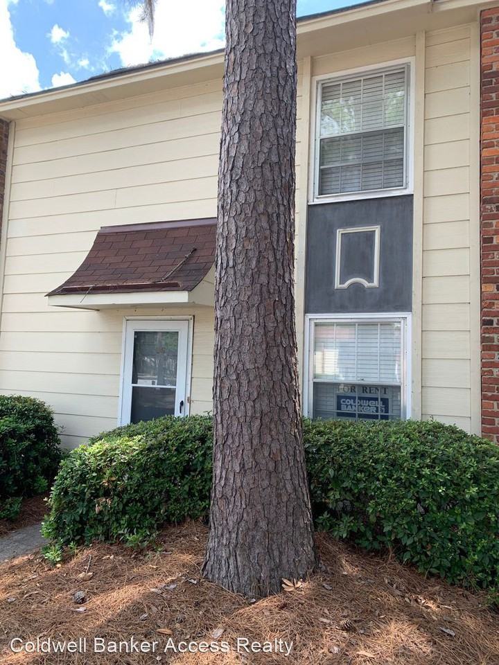 455 Mall Blvd #36