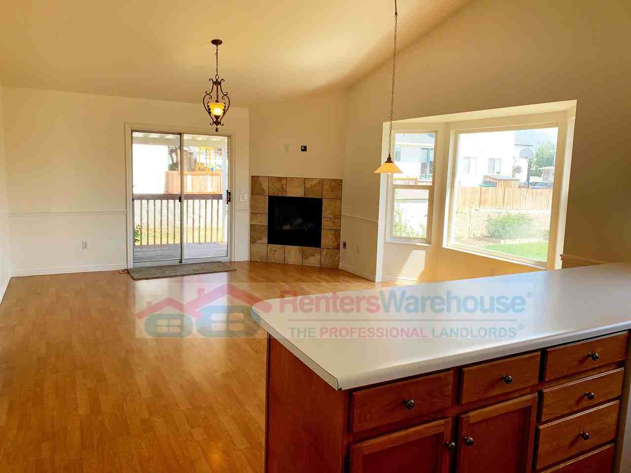 1844 N 240 W - Photo 2 of 17