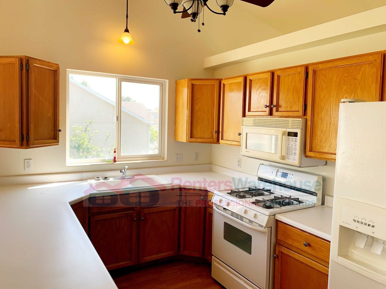 1844 N 240 W - Photo 3 of 17