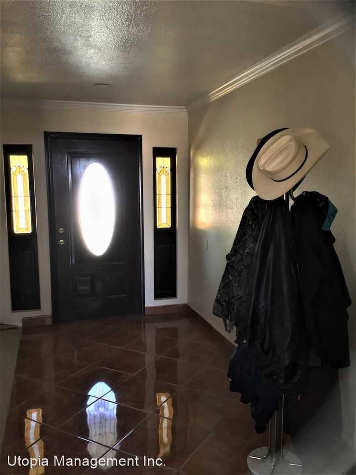 8750 W Avenue C8 - Photo 2 of 10