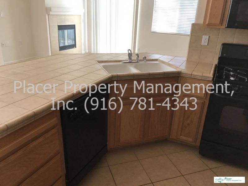 7312 Elverta Rail Way - Photo 3 of 10