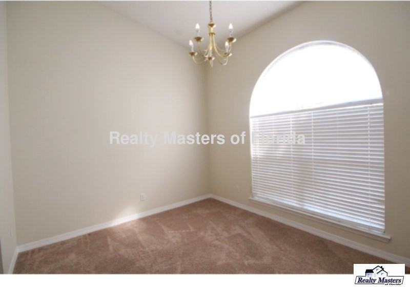 2031 Horton Dr - Photo 3 of 18