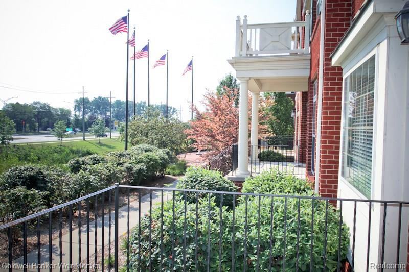 1582 Devon Ln - Photo 2 of 14