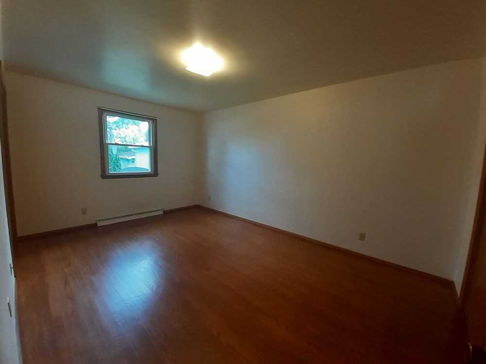 623 /625 East Longview Drive - 625 - Photo 3 of 7