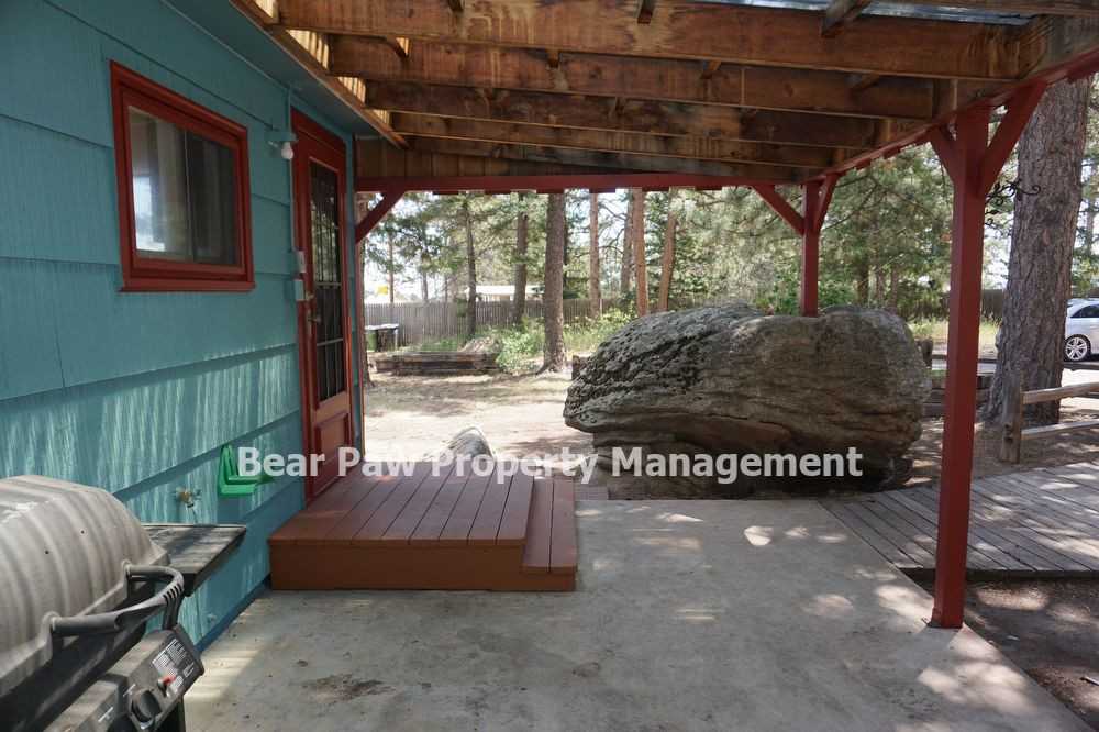 9254 Highway 285 - Photo 3 of 10