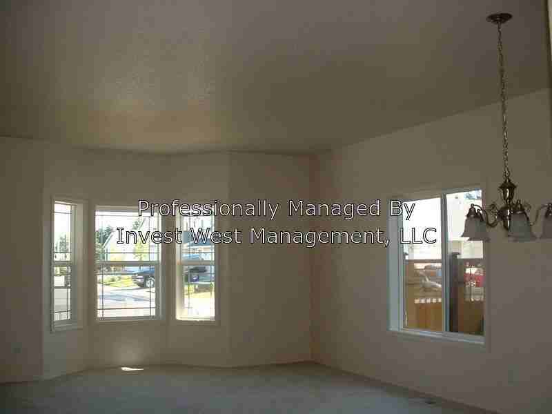 8903 Ne 84th St - Photo 2 of 6