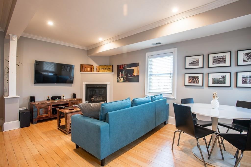 26 Beach St Apt 2 - Photo 2 of 21