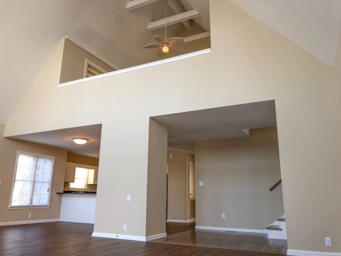 15101 Green Cir - Photo 3 of 8