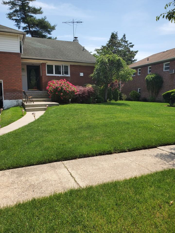 830 Pepperidge Rd - Photo 3 of 12