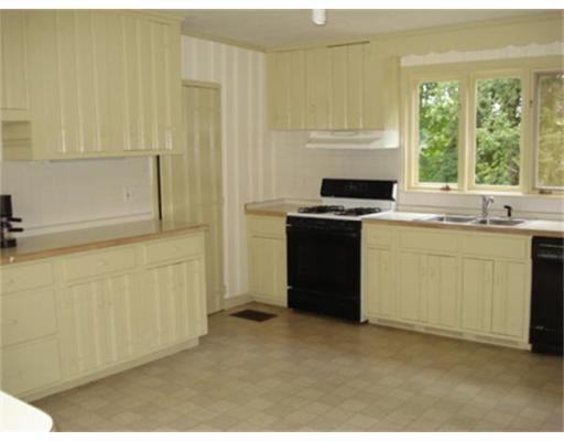 298 Still River Rd - Photo 2 of 8