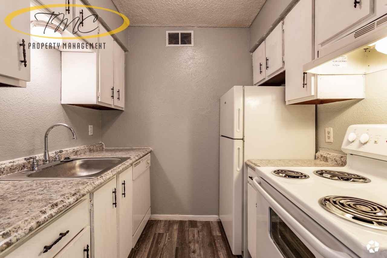 The Cedars - Photo 3 of 7