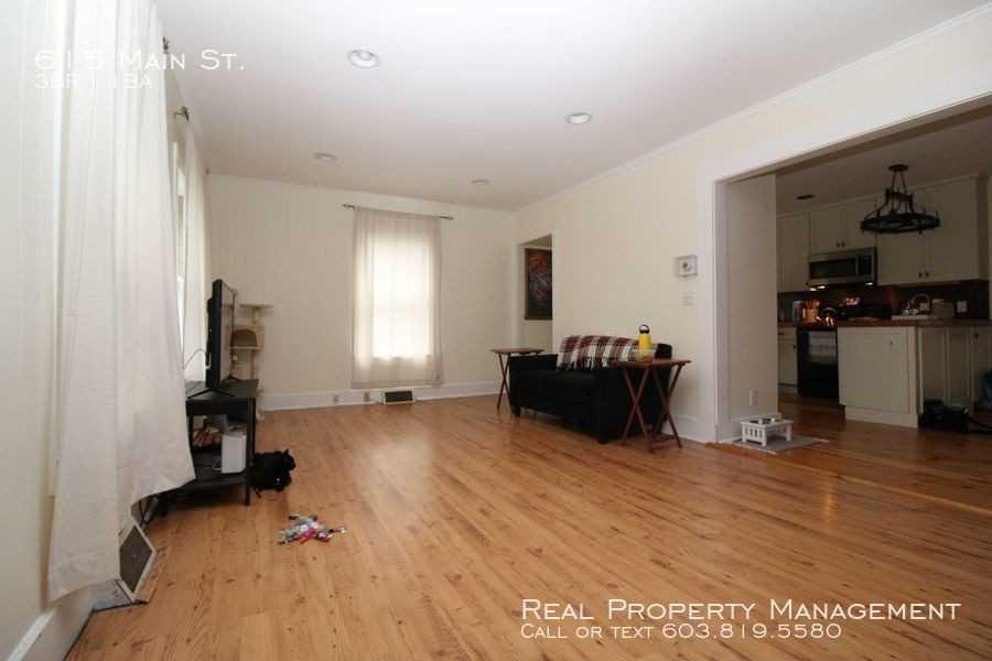 615 Main St - Photo 3 of 11