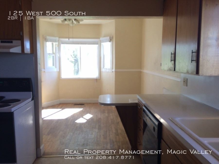 125 W 500 S - Photo 2 of 15