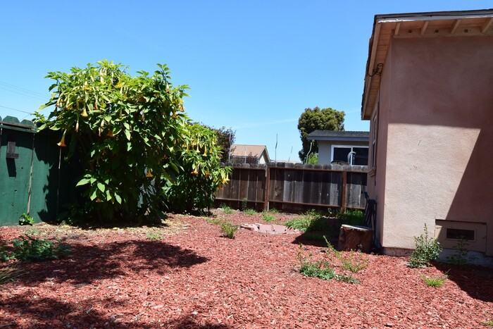 1307 Lowell St - Photo 2 of 8