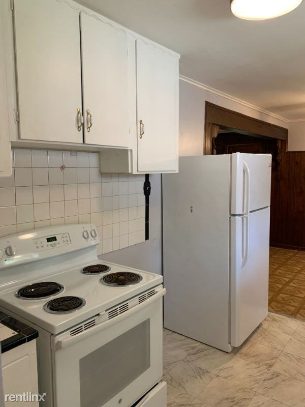 1314 S 41st St - Photo 3 of 9