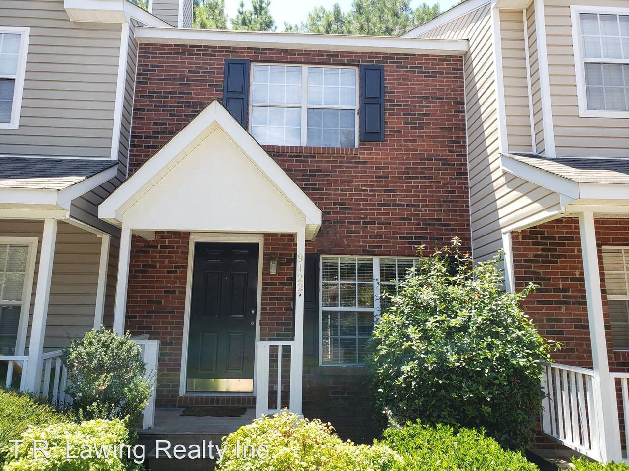 9122 Exbury Ct, Charlotte, NC 28269 3 Bedroom Apartment for Rent