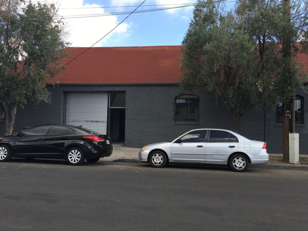 831 Venice Blvd - Photo 2 of 3