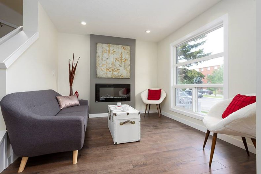 9717 82 Ave Nw - Photo 2 of 23