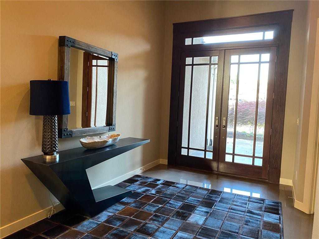 17 W Augusta Ct - Photo 2 of 26