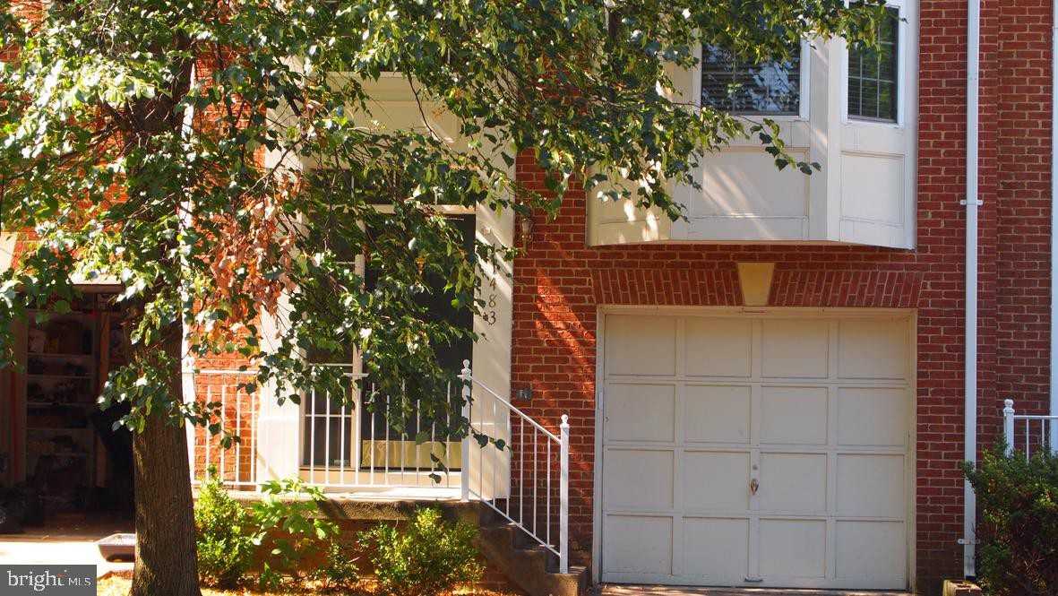 11483 Carriage Gate Ct - Photo 2 of 39