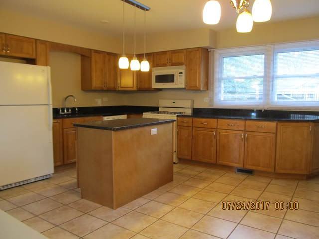546 Fawn Ct - Photo 2 of 5
