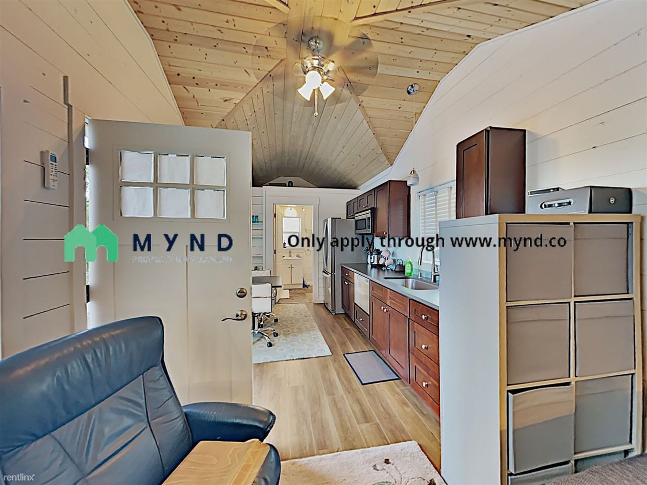 7716B Ne 67th St - Photo 3 of 11