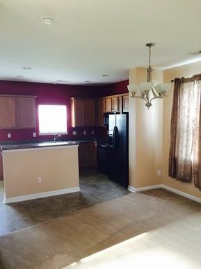 323 Harriswood Ln - Photo 3 of 4