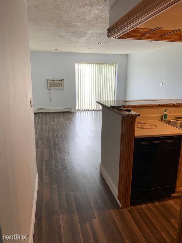 1100 Governors Park 30, Winthrop Town, MA 02152 2 Bedroom Condo for