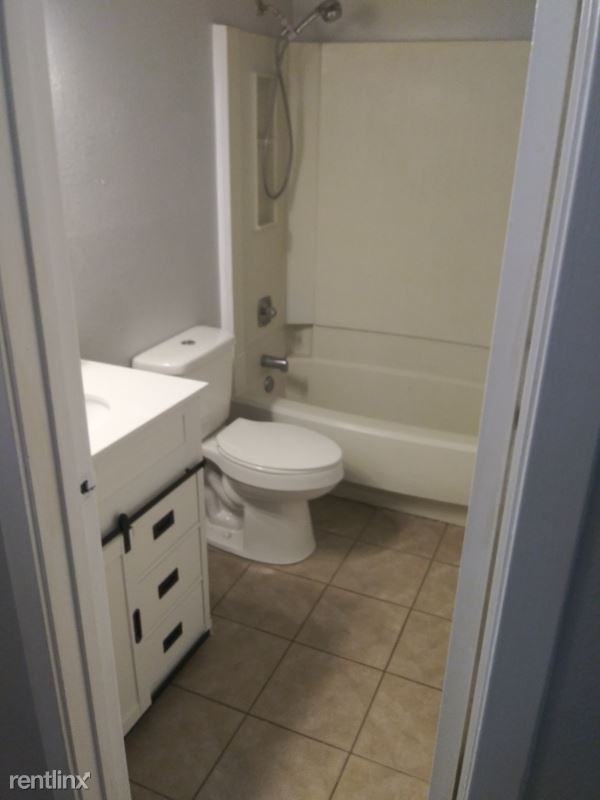 11 Redberry Ct - Photo 2 of 5