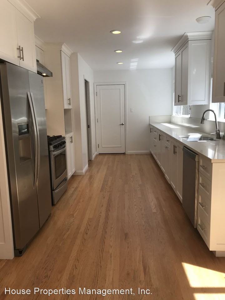 25 Blue Rock Ct - Photo 2 of 21