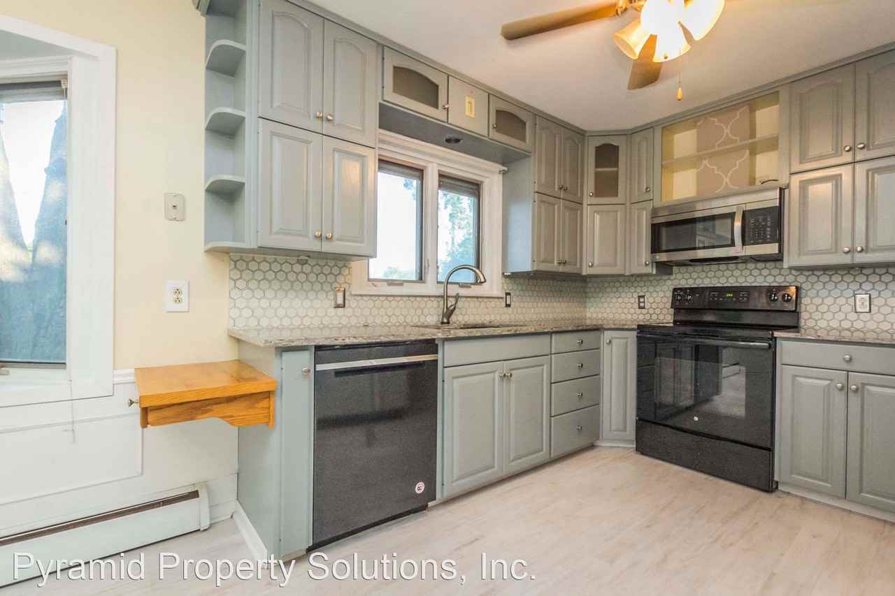 304 Gerald St - Photo 2 of 24