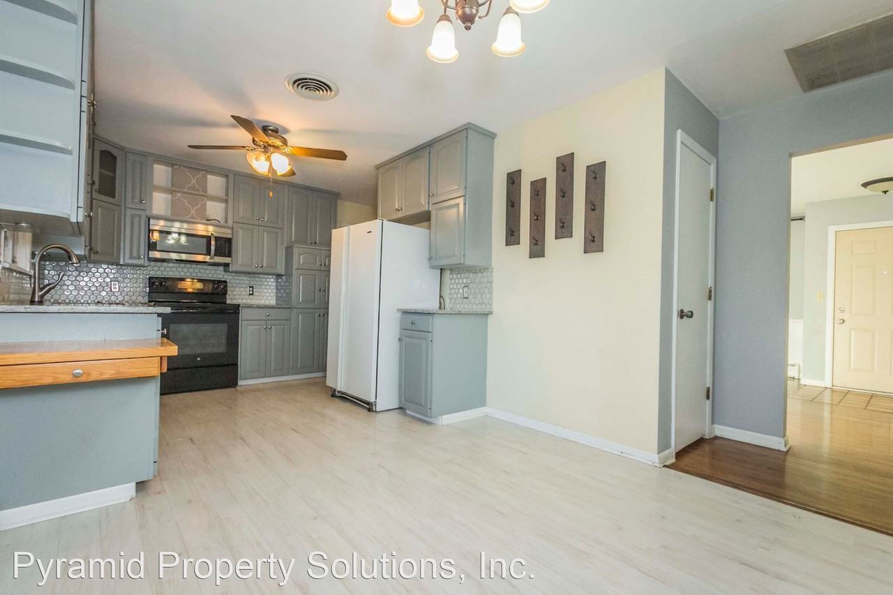 304 Gerald St - Photo 3 of 24