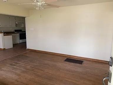 3216 Sycamore Ave - Photo 2 of 10