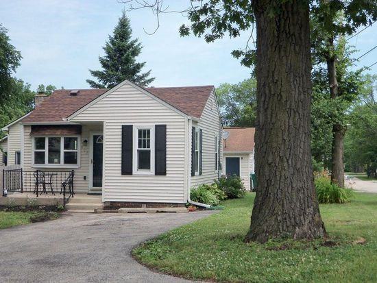 407 E Lake Ave - Photo 2 of 19