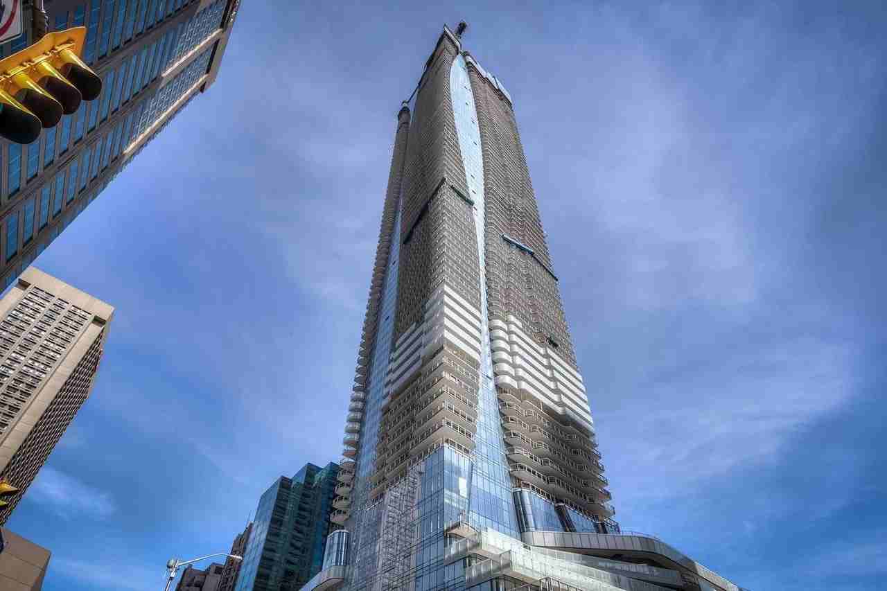 1 Bloor Street East ##6703