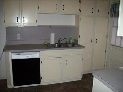 954 Virginia Ave - Photo 2 of 10