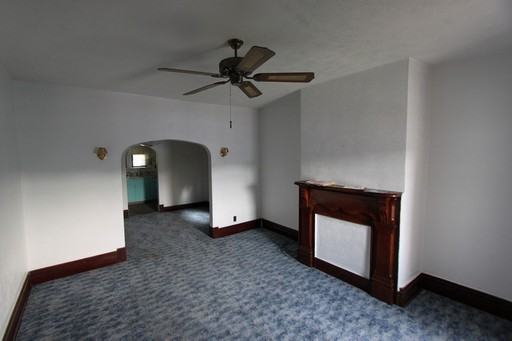 422 W 7th Ave - Photo 3 of 23